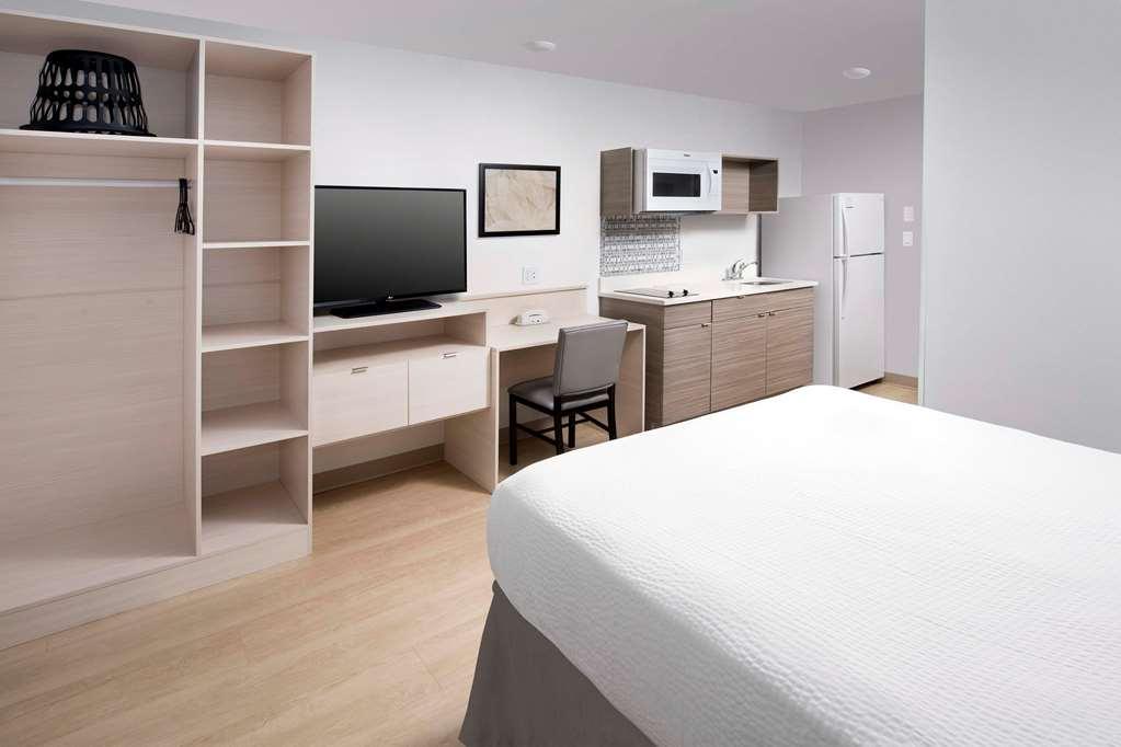 Woodspring Suites Seattle Эверетт Номер фото