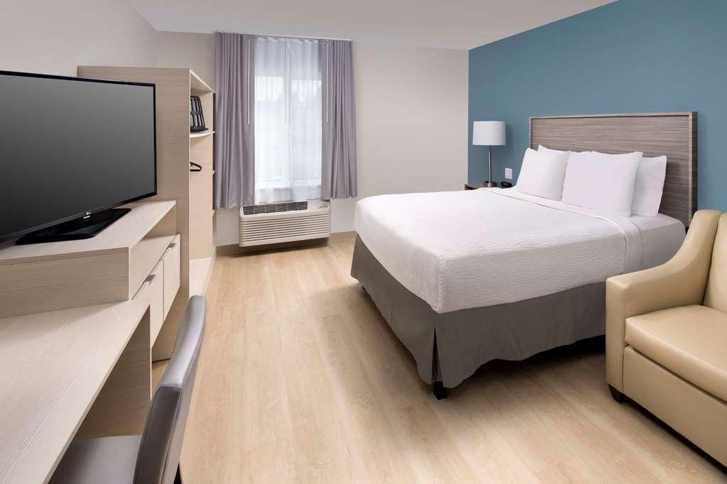 Woodspring Suites Seattle Эверетт Номер фото